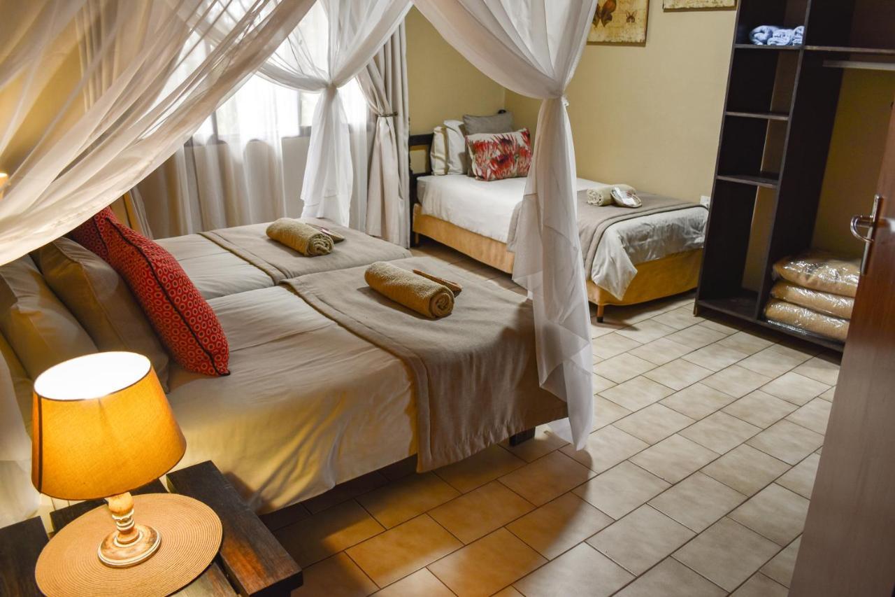 African Spirit Game Lodge 음쿠제 외부 사진